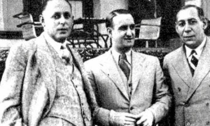 Daniel Strauss und Jules Perlowitz, hier mit dem Politiker Joaquín Gasa (m.), waren die Urheber des elektrischen Roulette-Spiels