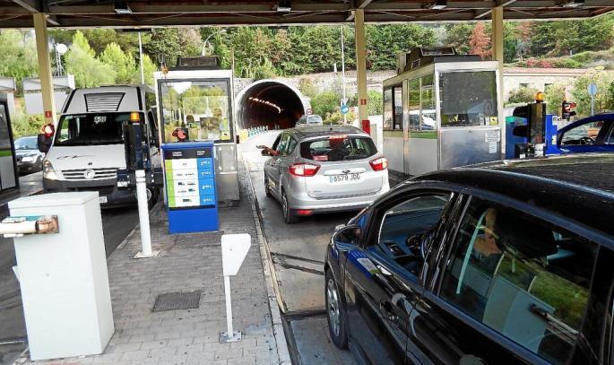 Früher mussten an den Bezahlhäuschen pro Tunnel-Durchfahrt mehr als 5 Euro entrichtet werden.