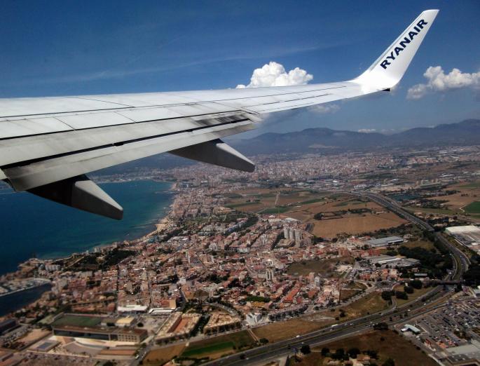 Startender Flieger über Mallorca.
