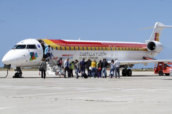 Air Nostrum bietet die Verbindung an.