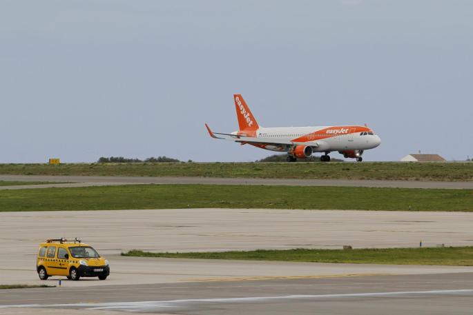 Ein Ferienflieger von Easyjet auf den Balearen.