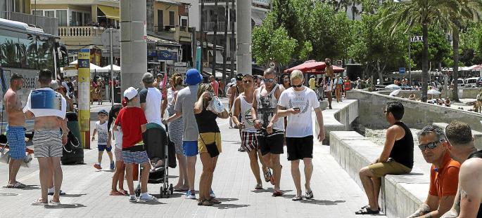 Im Juli gaben auf Mallorca mehr Urlauber mehr Geld aus.