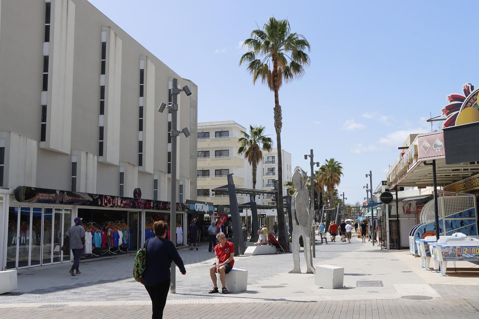 Wie Warm Ist Es In Cala Millor Das Wetter in Cala Millor: Ein klarer Himmel und milden Temperaturen