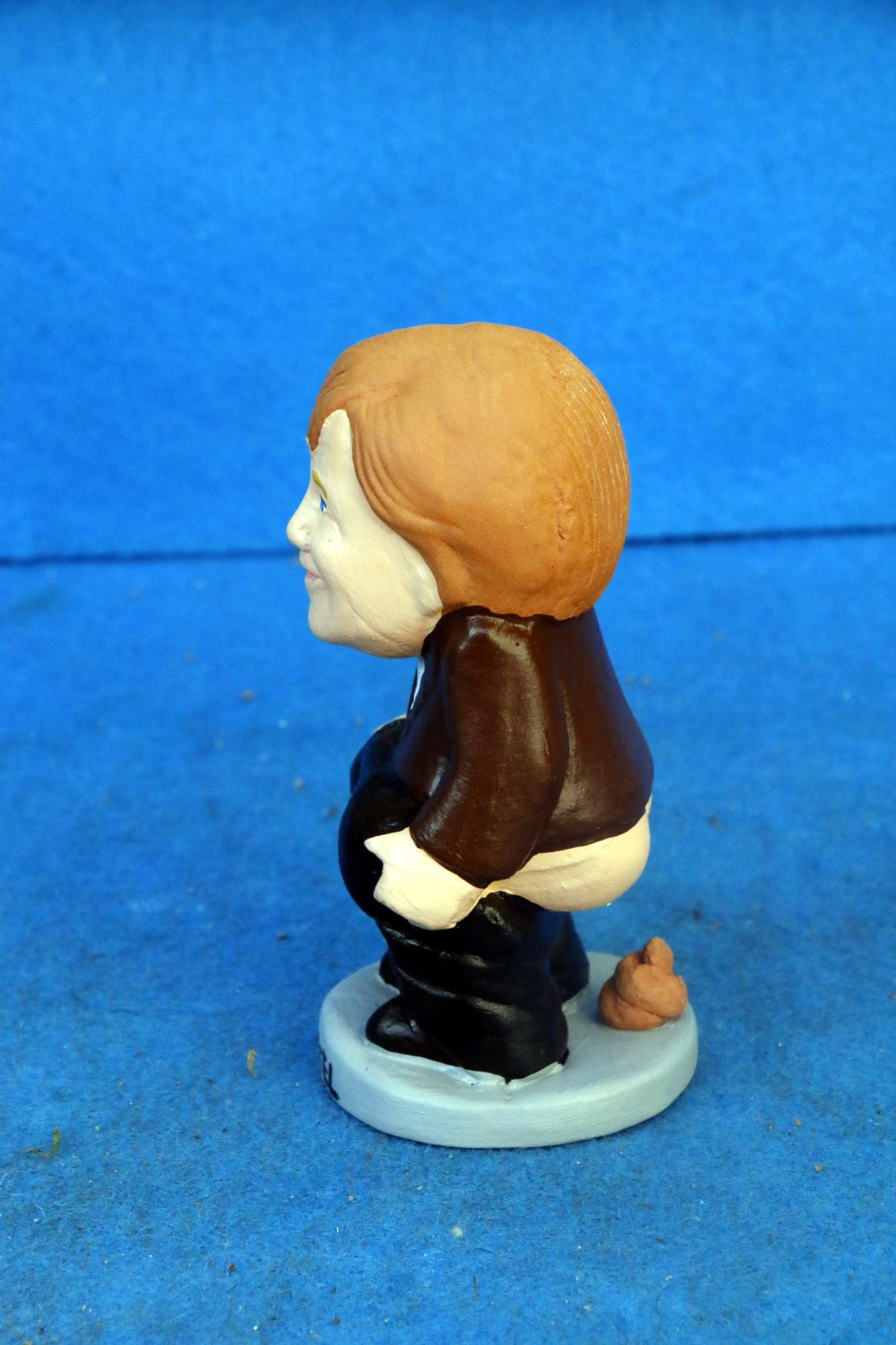 Als "kleines Scheißerle" schaffen es nur berühmte Personen wie Angela Merkel in die dunklen Ecken der spanischen Krippen.