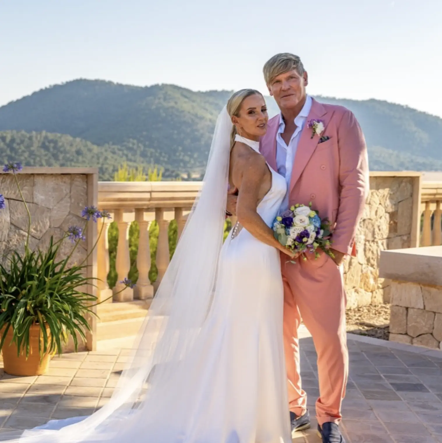 Trauung im Luxushotel auf Mallorca: So war die Hochzeit der TV-Auswanderer Peggy Jerofke und Steff Jerkel