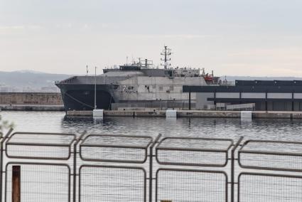 Das Kriegsschiff machte am Sonntag Halt in Palma.