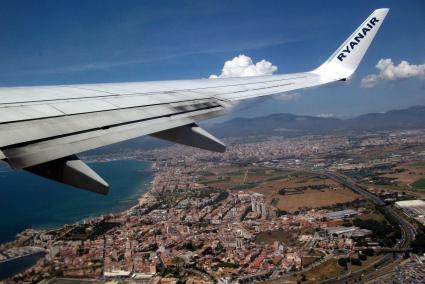 Nicht jeder empfindet den Blick aus dem Flugzeugfenster als aufbauend.