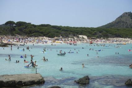 MALLORCA. PLAYAS. PLAYA DE CALA AGULLA EN EL TERMINO DE CAPDEPERA.