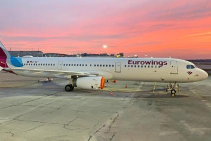 So sieht er aus, der erste Airbus A321 im Eurowings-Look.