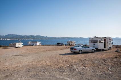 Sein Wohnmobil einfach so am Meer abstellen: Das ist nicht überall auf der Insel möglich.