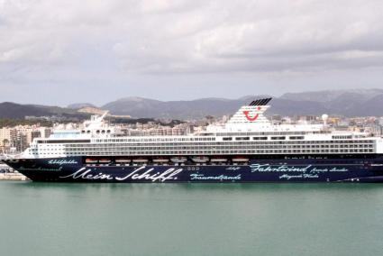 Die "Mein Schiff Herz" 2016 in Palma. Damals noch unter dem Namen "Mein Schiff 2".