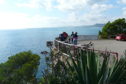 Highlight im Inselosten ist der Mirador de la Costa dels Pins.