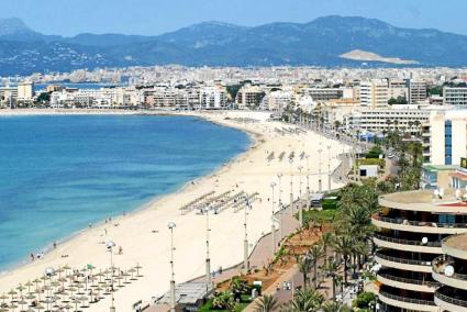 Bettenburgen entlang der Playa de Palma