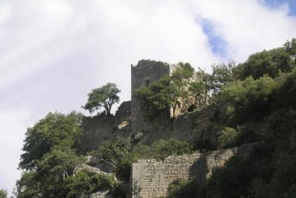 ALARO. CASTILLOS. El Consell habilita una partida para asegurar la compra del Castell dâAlarÃ³