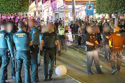 Für Hartgesottene: Das Nachtleben in der Partyhochburg Magaluf (Calivà).