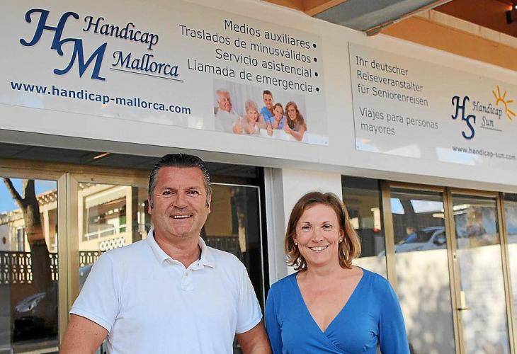 Thomas Kaczmarek und Elisabeth Kiess von Handicap Mallorca eröffnen im Februar einen ambulanten Pflegedienst auf der Insel.