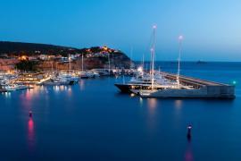 Drei-Gänge-Menü, Tombola und Showprogramm stehen bei der Charityparty im Coast by East in Port Adriano auf dem Programm.