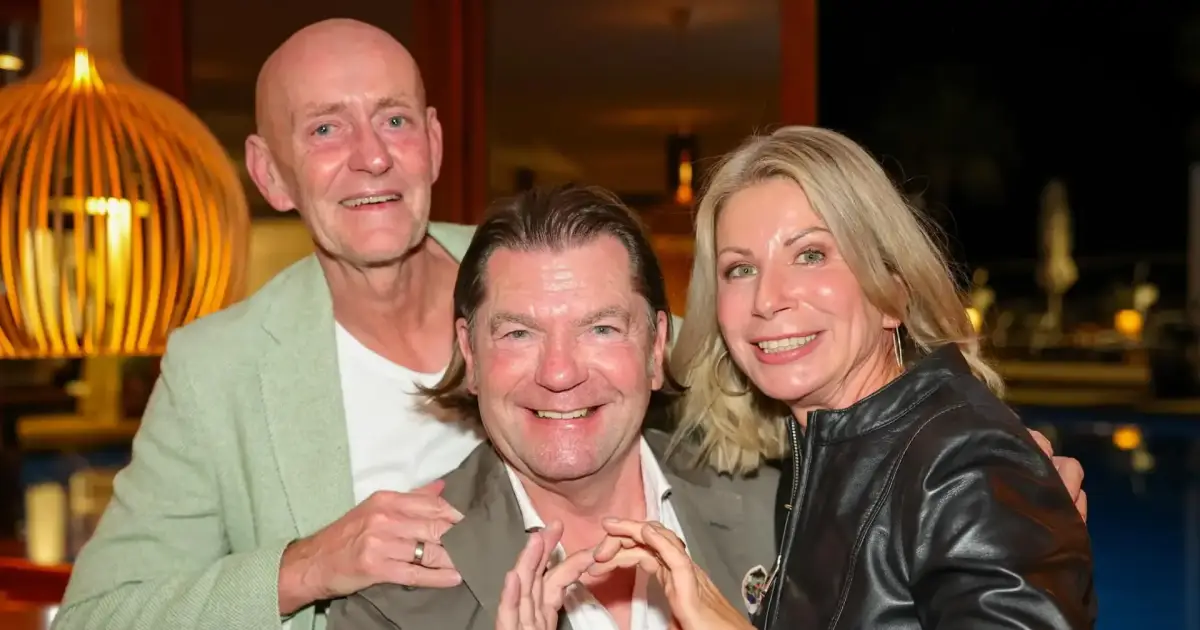 Ähnliche Nachrichten: Starfotograf Uwe Erensmann: Promi-Party zum 60 ...